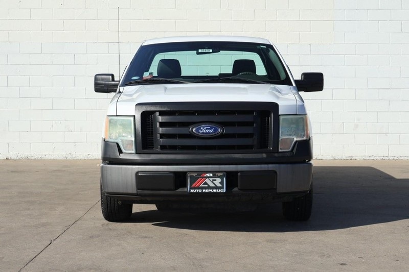2010 Ford F-150 STX photo 3