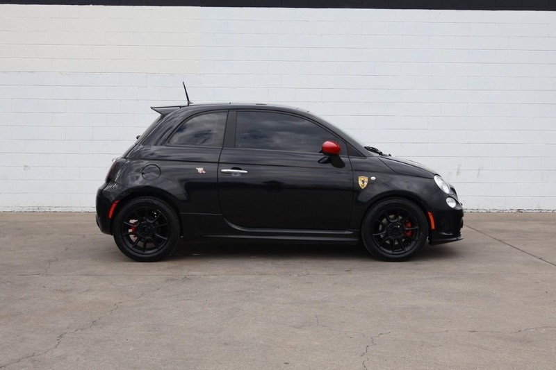 2012 Fiat 500 Abarth photo 3