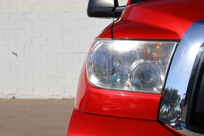 2013 Toyota Tundra TRD Off-Road photo 3