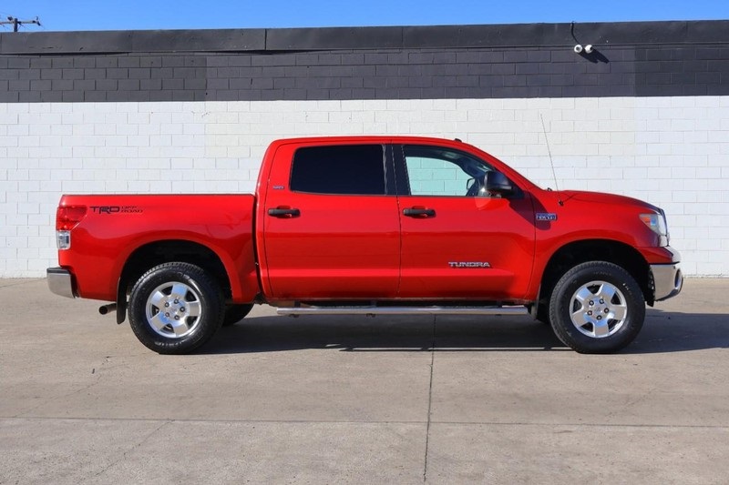 2013 Toyota Tundra TRD Off-Road photo 4