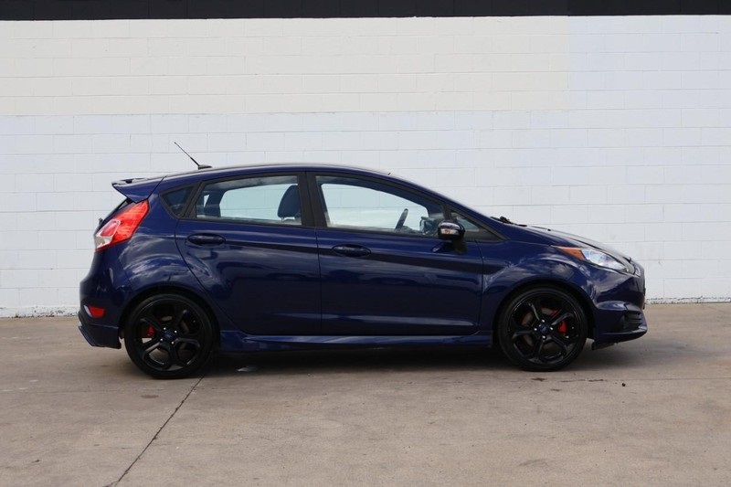2016 Ford Fiesta ST photo 4