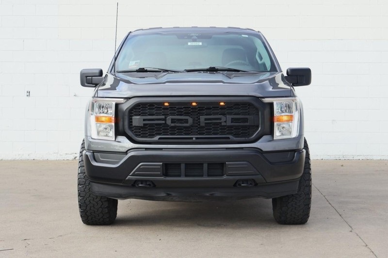 2021 Ford F-150 XL photo 2