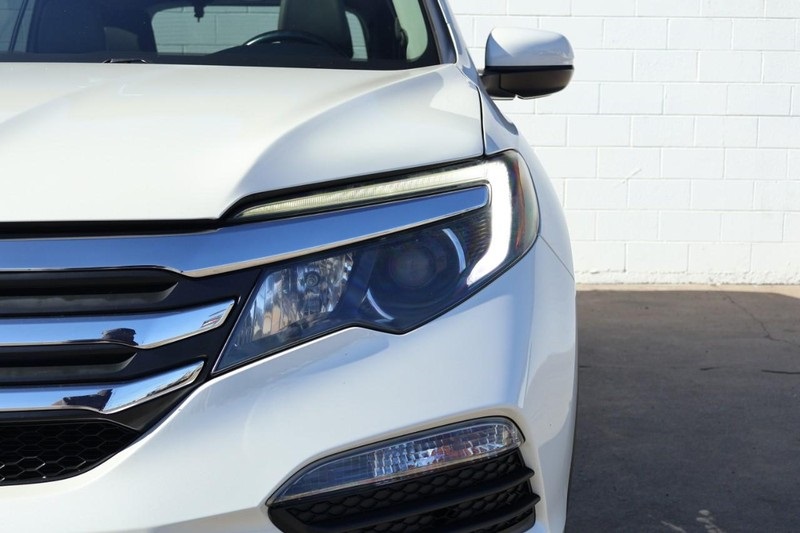 2016 Honda Pilot EX-L photo 2