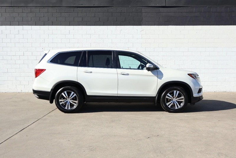 2016 Honda Pilot EX-L photo 3