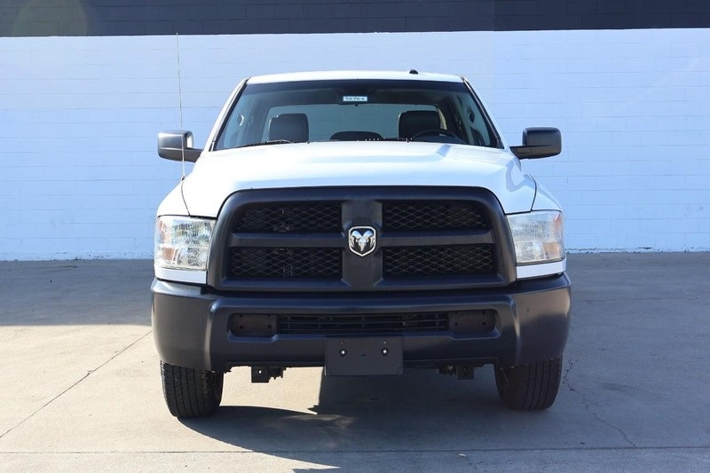 2018 Ram 2500 Tradesman photo 3