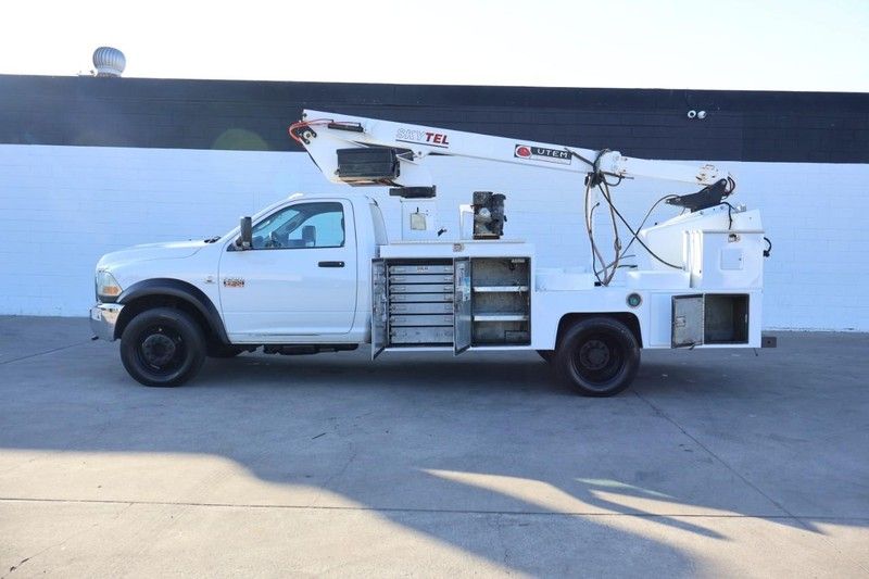 2011 Dodge Ram 5500 - Photo 14