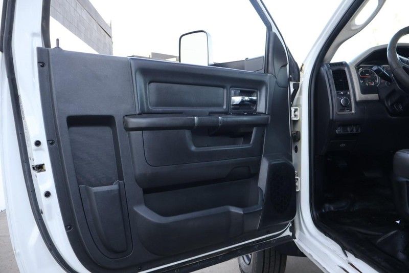 2011 Dodge Ram 5500 - Photo 25