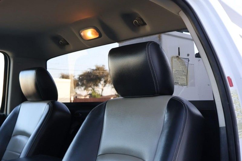 2011 Dodge Ram 5500 - Photo 31