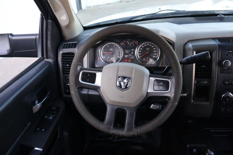 2011 Dodge Ram 5500 - Photo 34