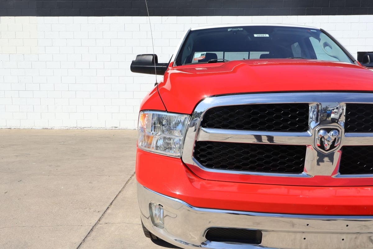 2017 RAM Ram 1500 Pickup SLT - Photo 4