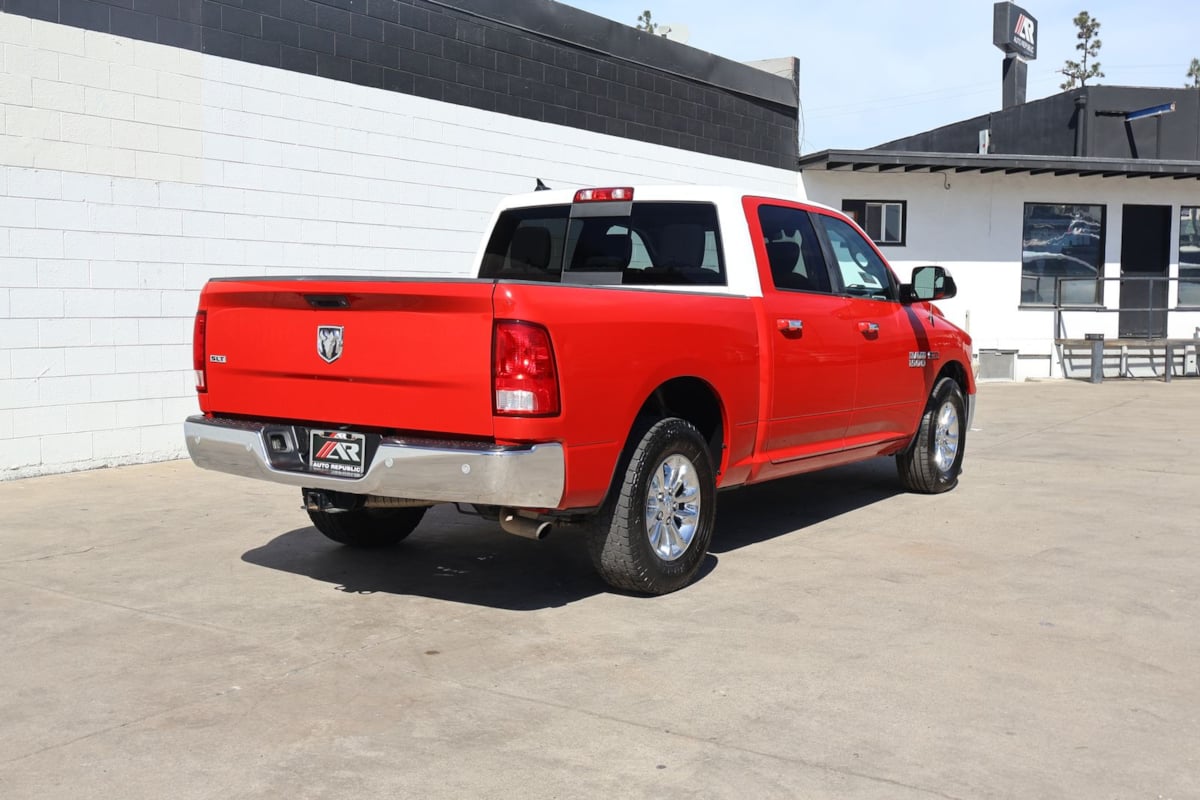 2017 RAM Ram 1500 Pickup SLT - Photo 5