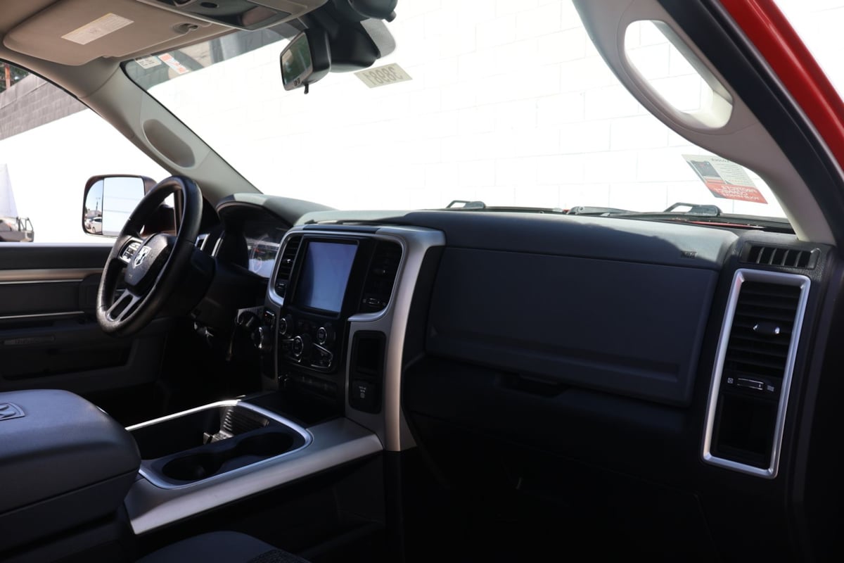 2017 RAM Ram 1500 Pickup SLT - Photo 18