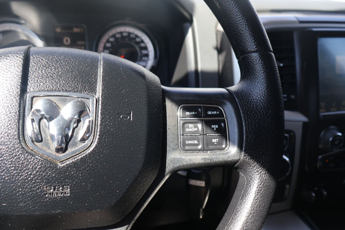 2017 RAM Ram 1500 Pickup SLT - Photo 25
