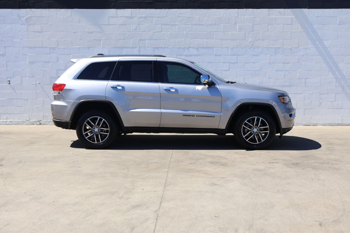 2017 Jeep Grand Cherokee Limited - Photo 4