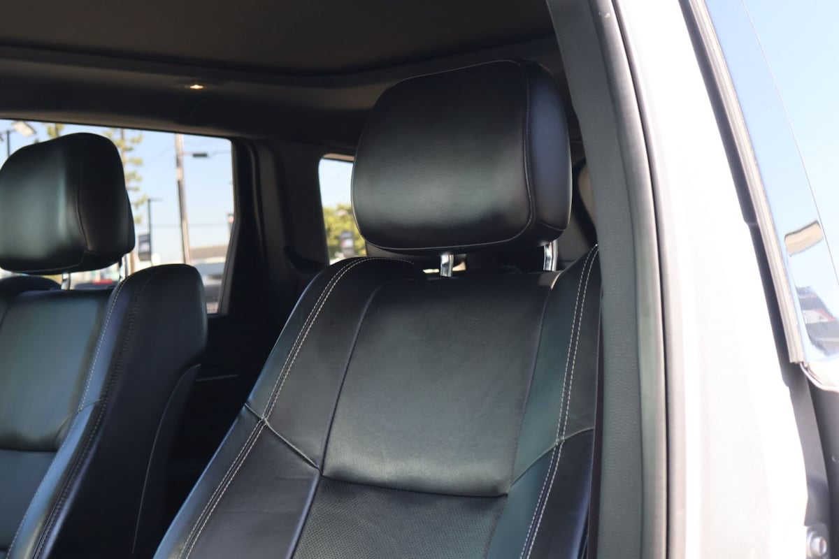 2017 Jeep Grand Cherokee Limited - Photo 19