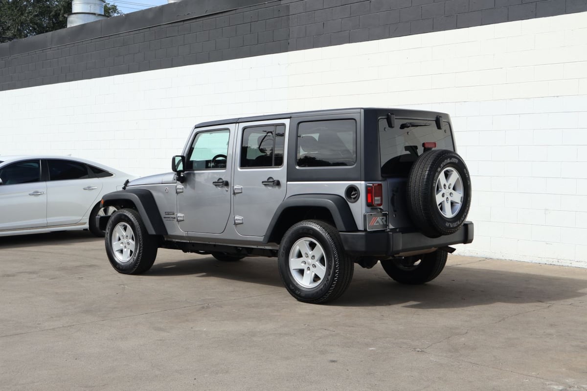 2018 Jeep Wrangler JK Unlimited Sport S - Photo 9