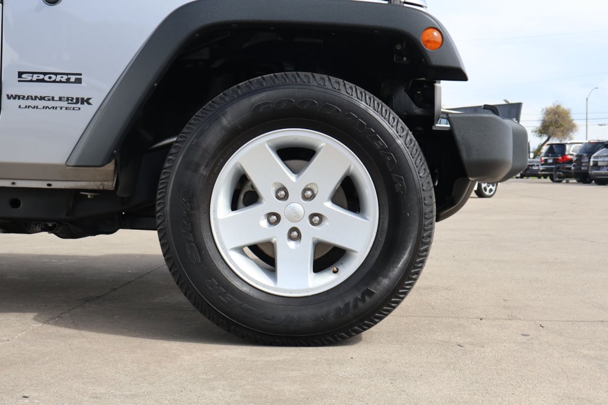2018 Jeep Wrangler JK Unlimited Sport S - Photo 13