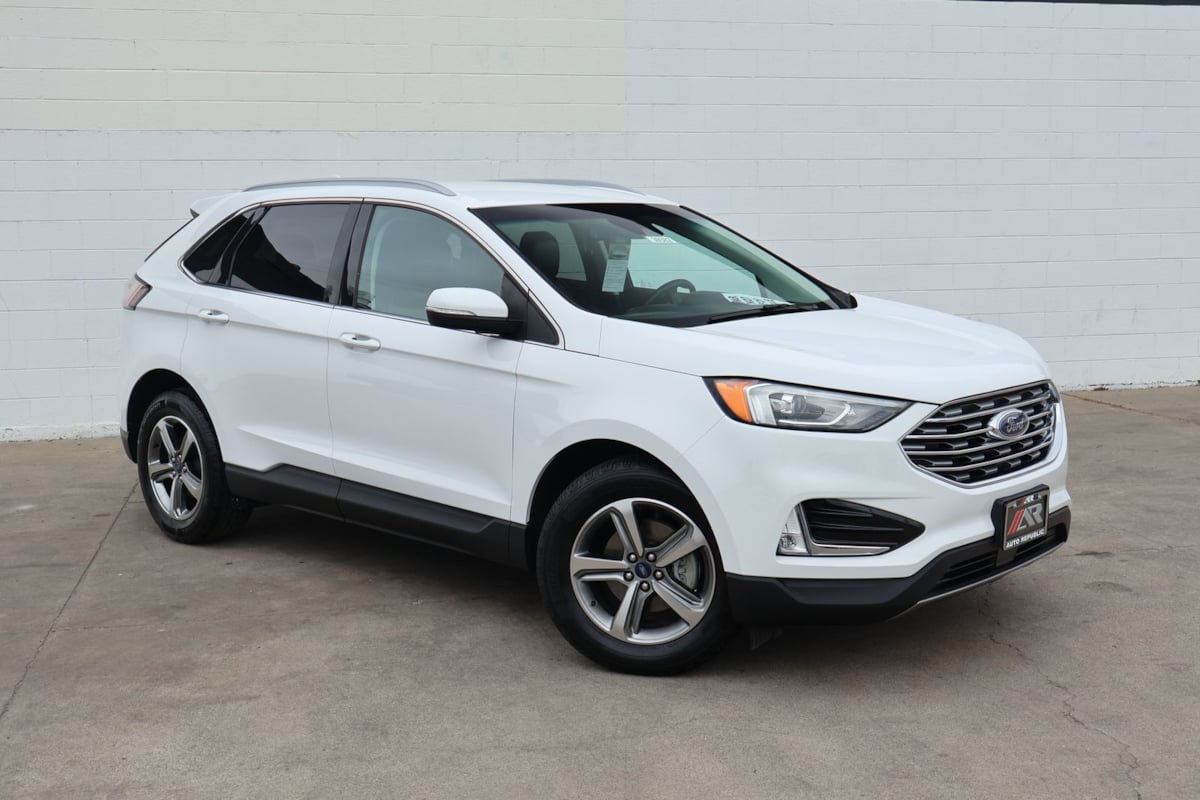 2020 Ford Edge SEL's photo