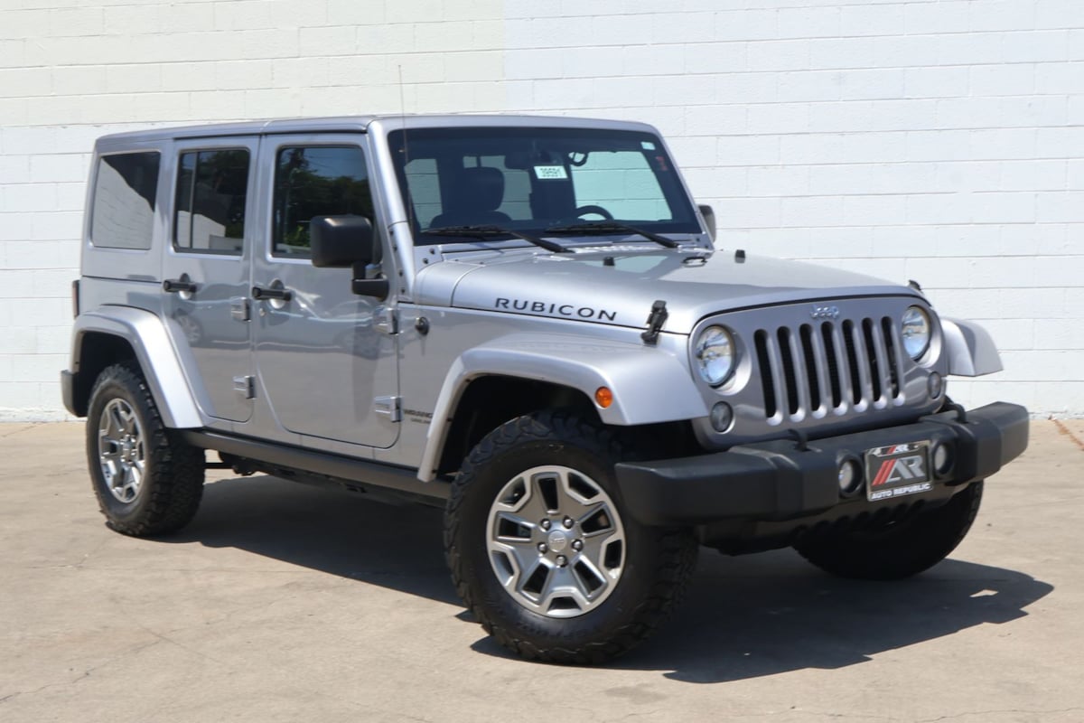 2015 Jeep Wrangler Rubicon's photo