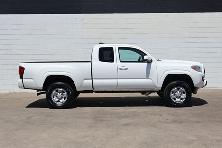 2022 Toyota Tacoma 4WD SR