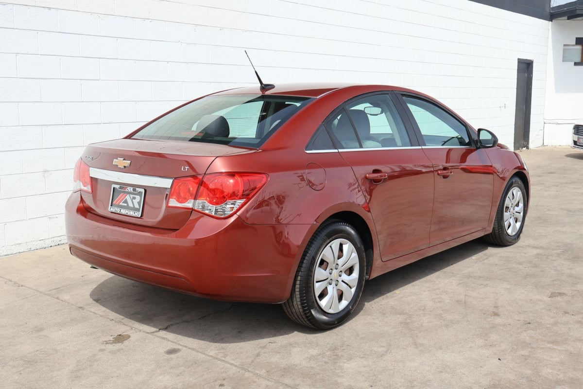 2012 Chevrolet Cruze LS - Photo 5