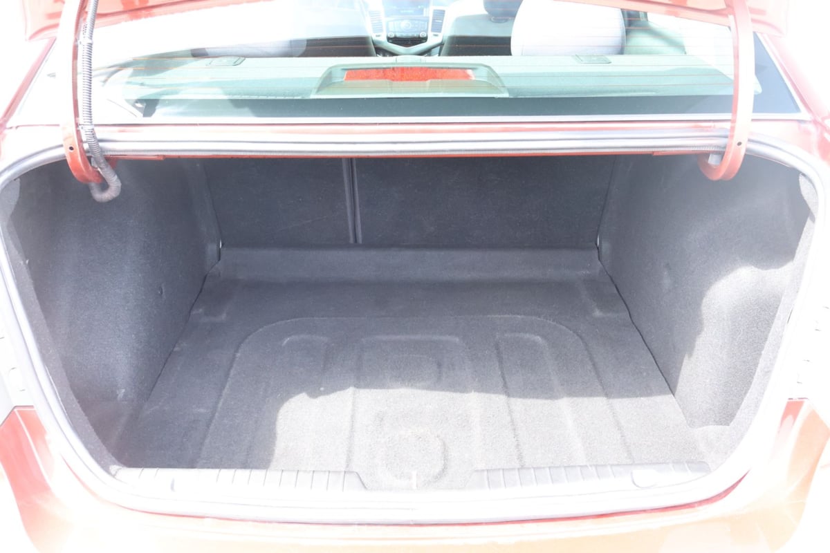2012 Chevrolet Cruze LS - Photo 8
