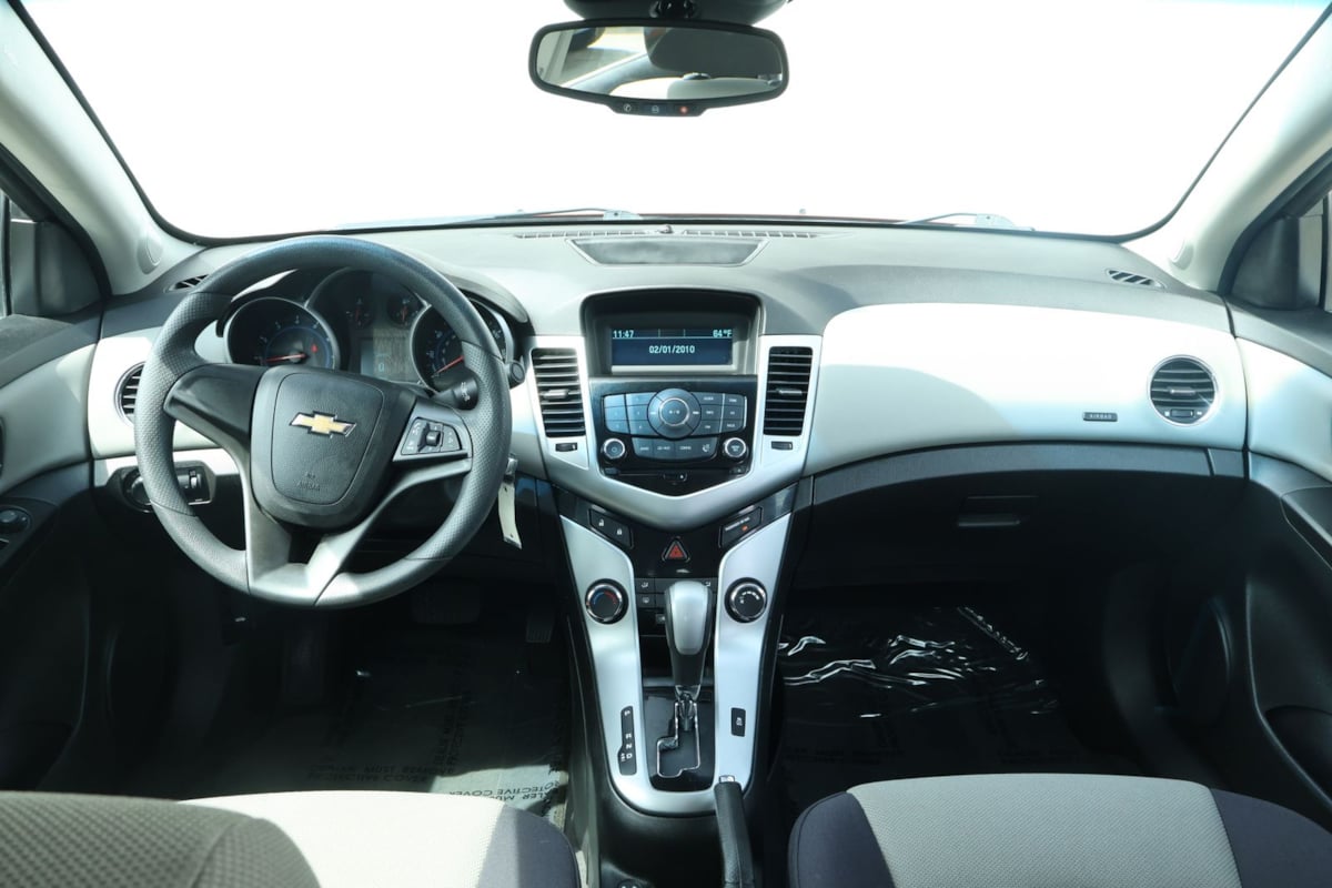 2012 Chevrolet Cruze LS - Photo 22