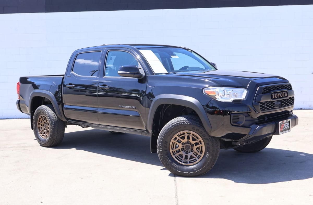 2023 Toyota Tacoma 4WD SR5