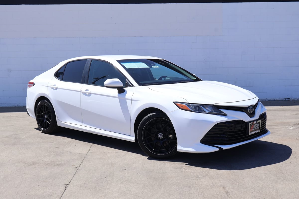 2018 Toyota Camry LE Hybrid