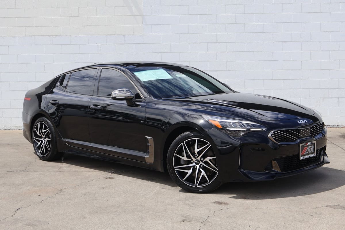 2023 Kia Stinger GT-Line