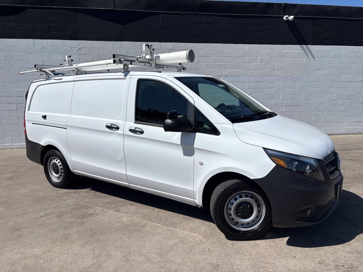 2022 Mercedes-Benz Metris Cargo Van Standard Roof 126" Wheelbase