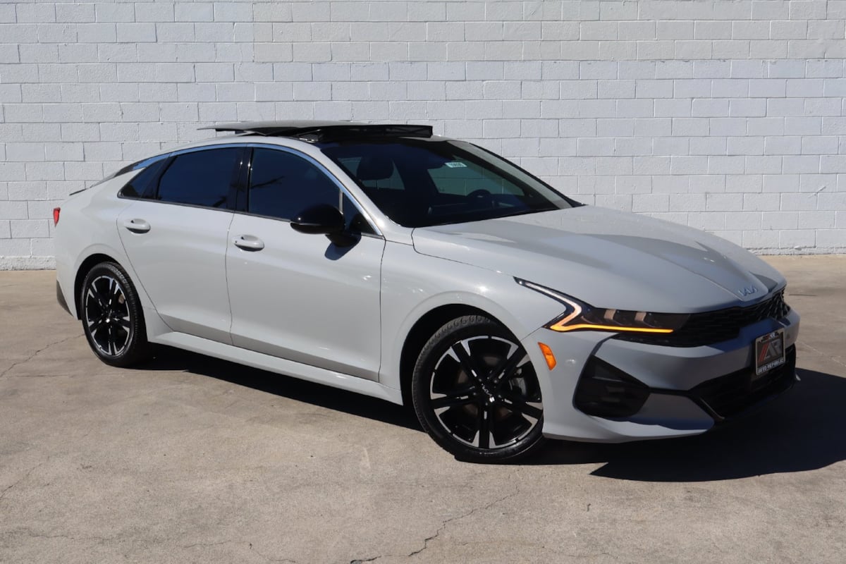 2022 Kia K5 GT-Line