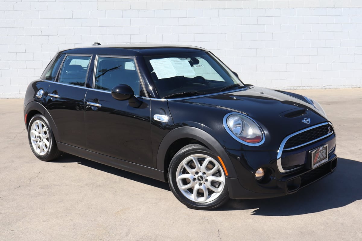 2015 MINI Cooper Hardtop 4 Door S