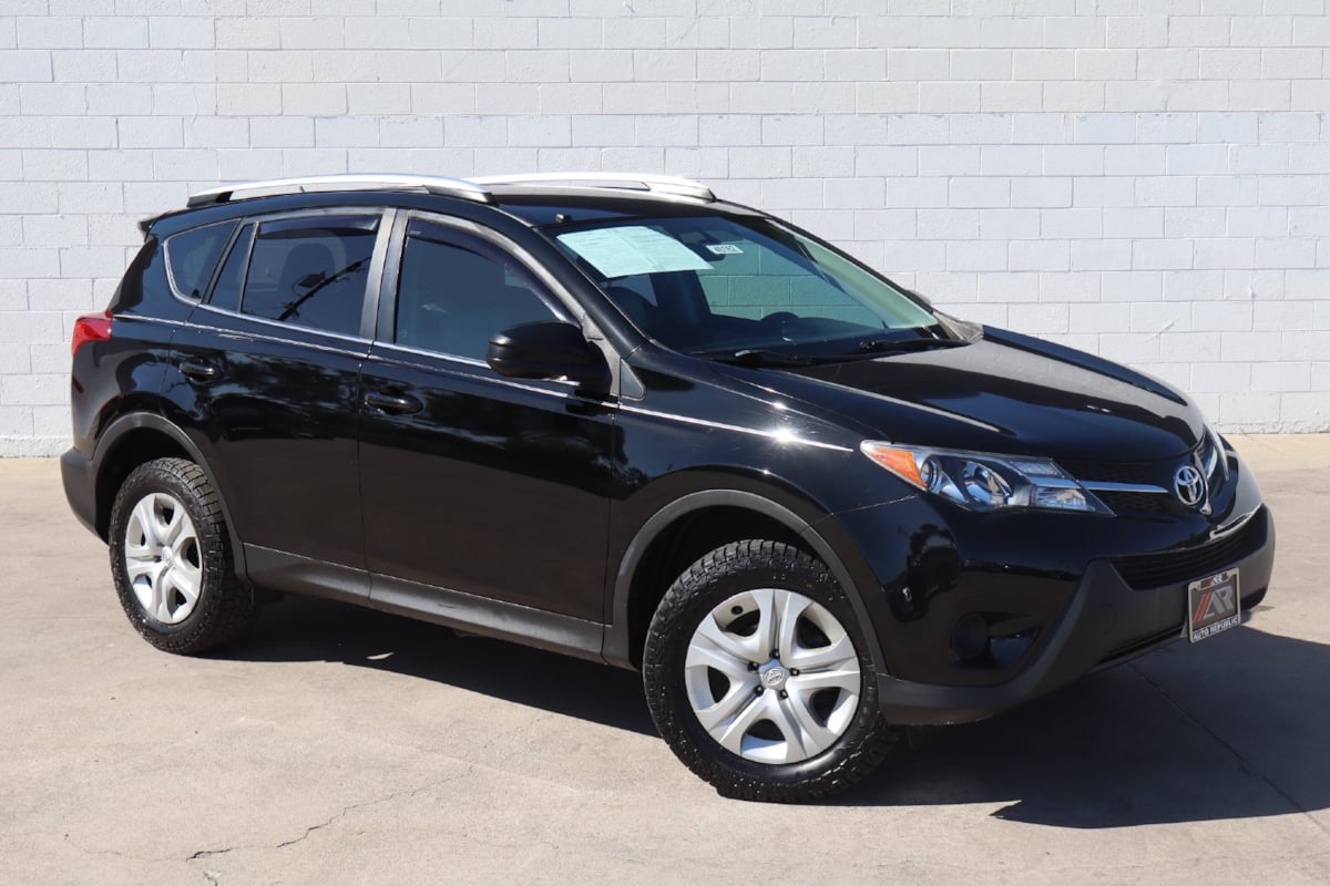2015 Toyota RAV4 LE (X Grade)