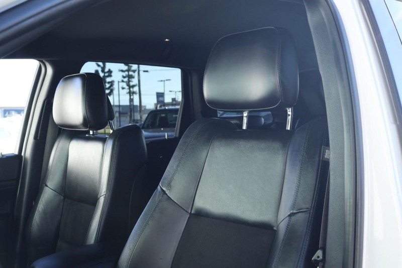 2021 Jeep Grand Cherokee Laredo X photo 21