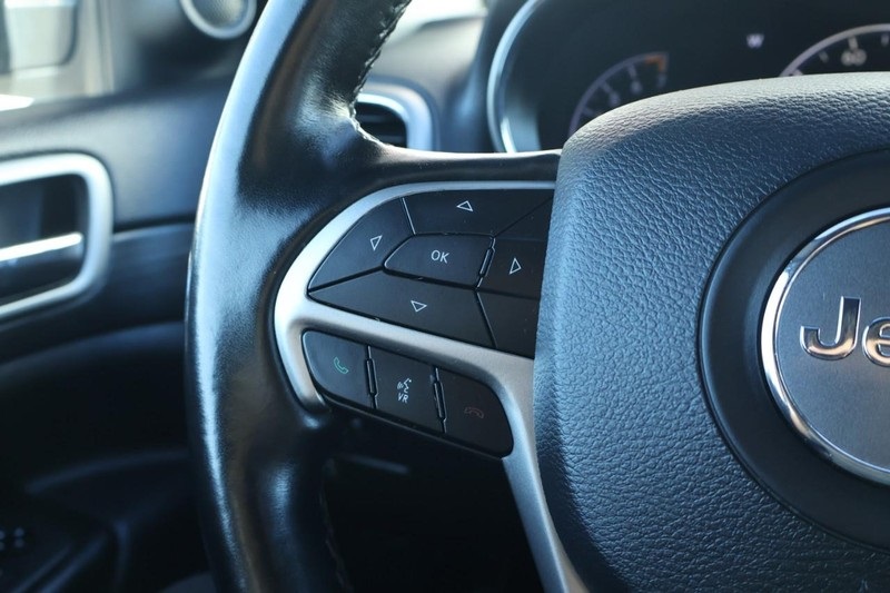 2021 Jeep Grand Cherokee Laredo X photo 29