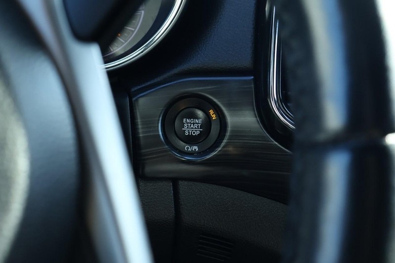 2021 Jeep Grand Cherokee Laredo X photo 31