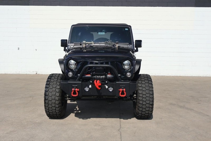 2017 Jeep Wrangler Unlimited Sport photo 2