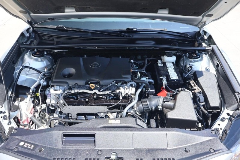 2023 Toyota Camry SE photo 10