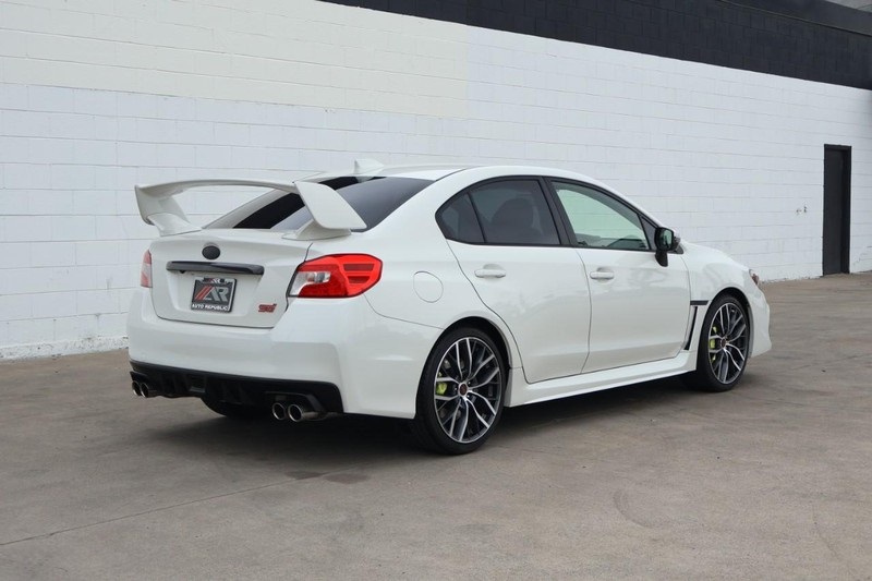2020 Subaru WRX STI photo 5