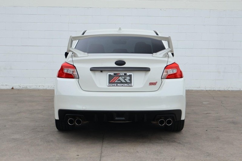 2020 Subaru WRX STI photo 6
