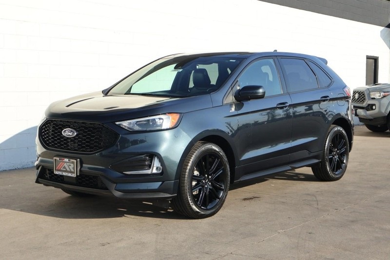2022 Ford Edge ST-Line photo 8