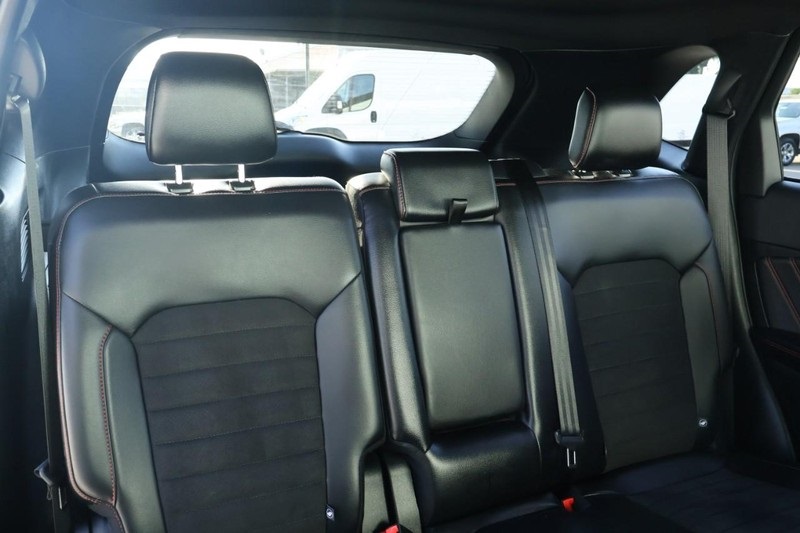 2022 Ford Edge ST-Line photo 21
