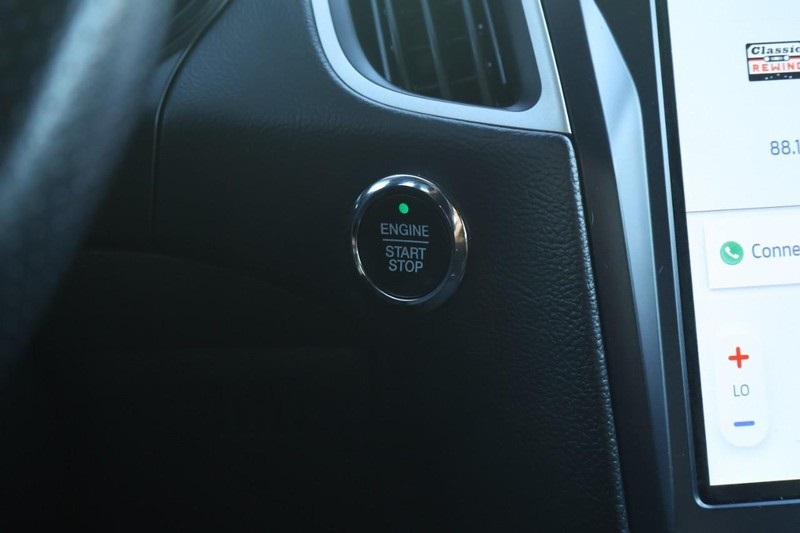 2022 Ford Edge ST-Line photo 27