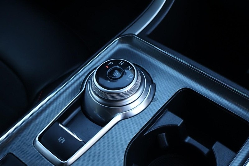 2022 Ford Edge ST-Line photo 34