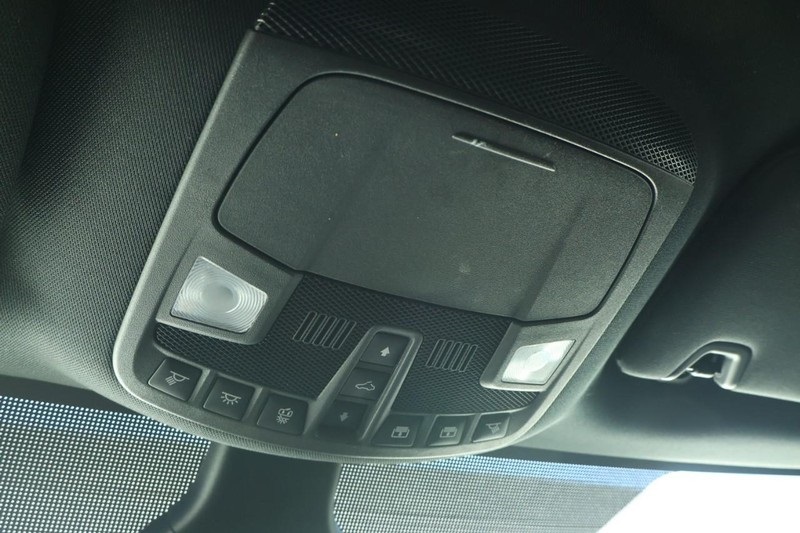 2022 Ford Edge ST-Line photo 35