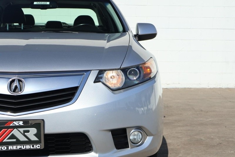 2013 Acura TSX Technology photo 3