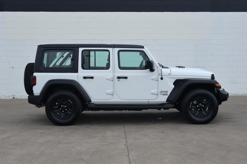 2021 Jeep Wrangler Unlimited Sport photo 4