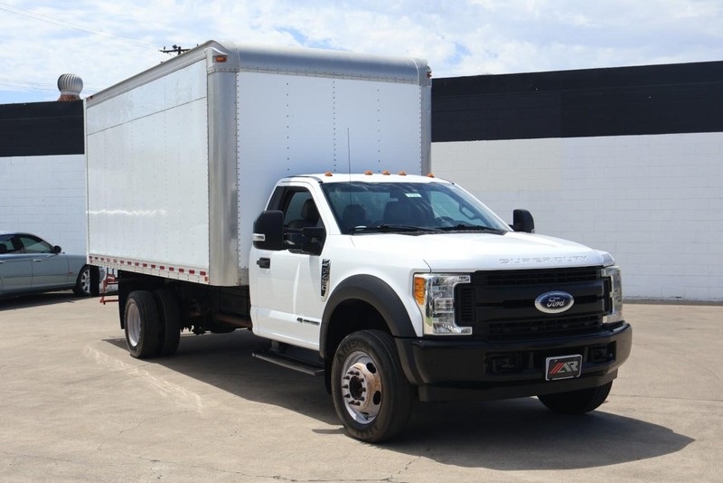 2017 Ford F-450 XL photo 2