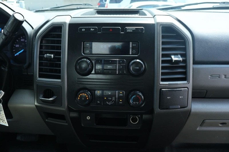 2017 Ford F-450 XL photo 27